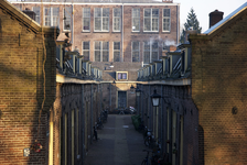 900021 Gezicht in de Boogstraat (Zeven Steegjes) te Utrecht.